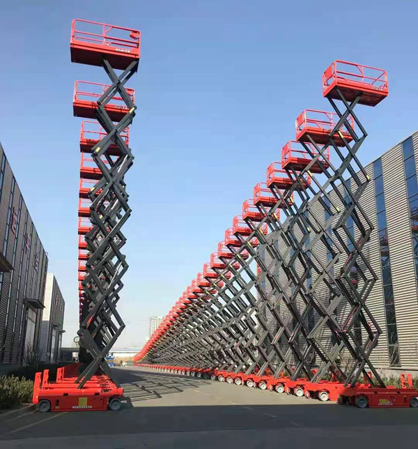 自行走液壓升降平臺(tái) 自行走液壓升降平臺(tái)