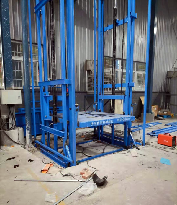 液壓升降機(jī)廠家 液壓升降機(jī)廠家