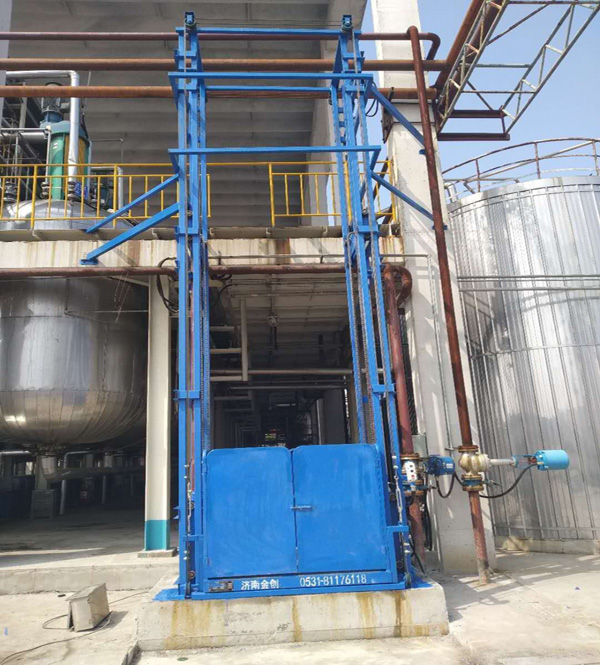 導(dǎo)軌式液壓升降機(jī) 導(dǎo)軌式液壓升降機(jī)