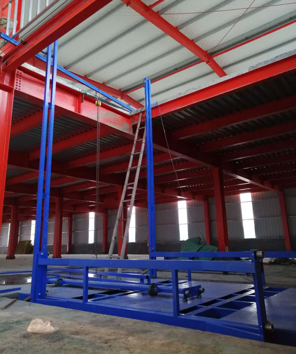 液壓升降平臺安裝現(xiàn)場 液壓升降平臺安裝現(xiàn)場