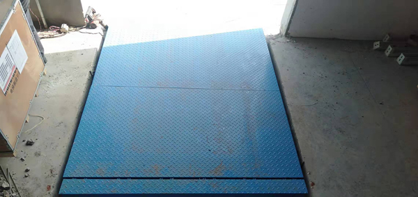 固定登車橋 固定登車橋