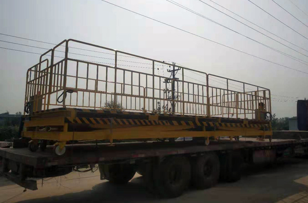 液壓升降機(jī) 液壓升降機(jī)