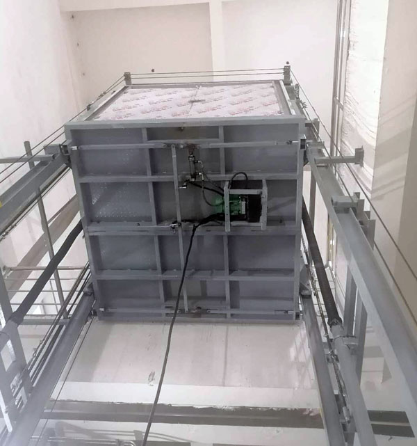 導(dǎo)軌式液壓升降平臺(tái) 導(dǎo)軌式液壓升降平臺(tái)