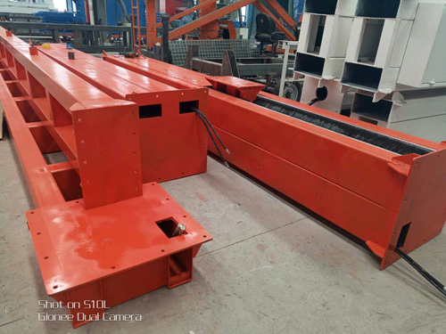 噴塑完成等待發貨的限高架 噴塑完成等待發貨的限高架